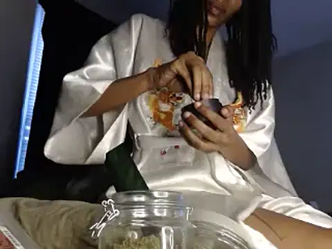 EmpressSunshine online show from January 29, 2:10 pm