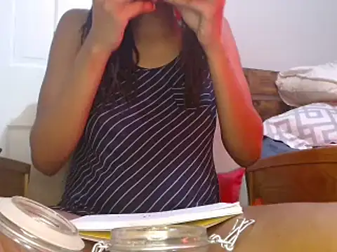 EmpressSunshine online show from February 22, 1:22 am