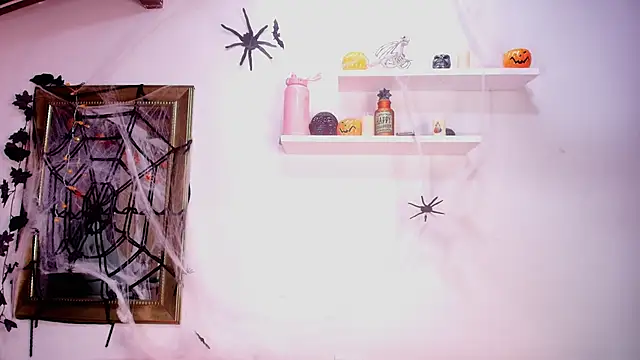 naia blessed online show from October 27, 7:15 pm