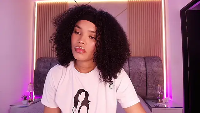 naia blessed online show from April 14, 7:19 pm