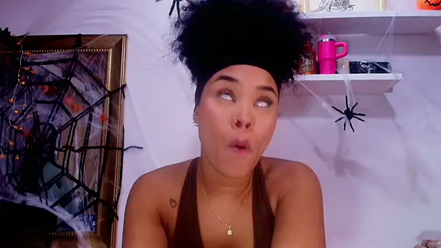 naia blessed online show from October 23, 7:12 pm