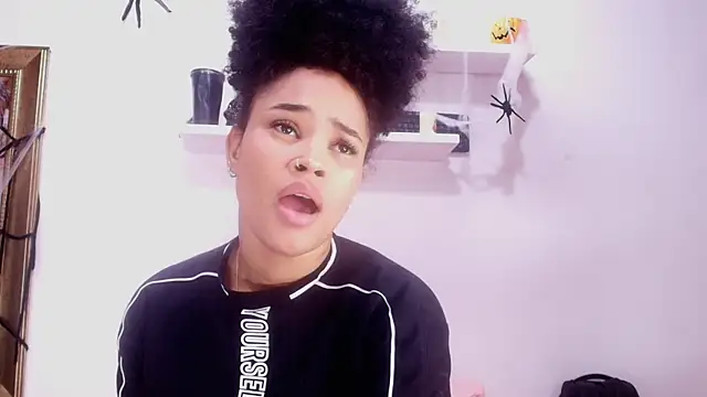 naia blessed online show from October 29, 7:13 pm