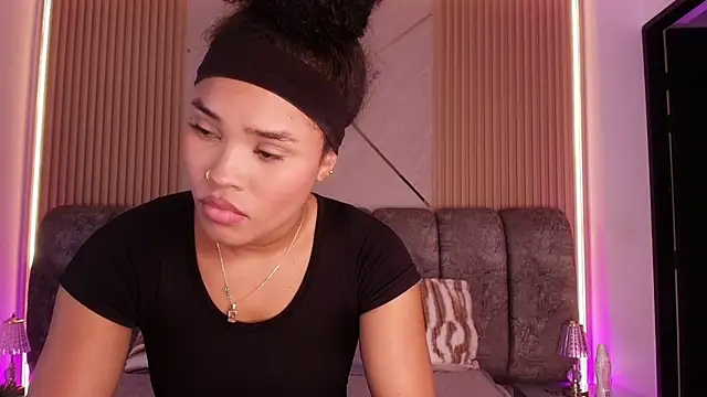 naia blessed online show from April 13, 7:18 pm