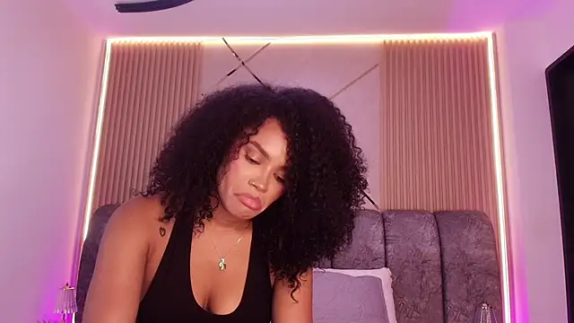 naia blessed online show from April 15, 7:18 pm