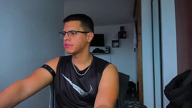  John Boy  online show from February 15, 9:36 pm