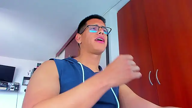  John Boy  online show from March 3, 7:10 pm