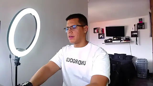  John Boy  online show from April 2, 7:31 pm