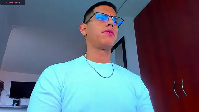 Snapshot of _John_Boy_ chatting on November 6, 7:07 pm John Boy online show from November 6, 7:07 pm