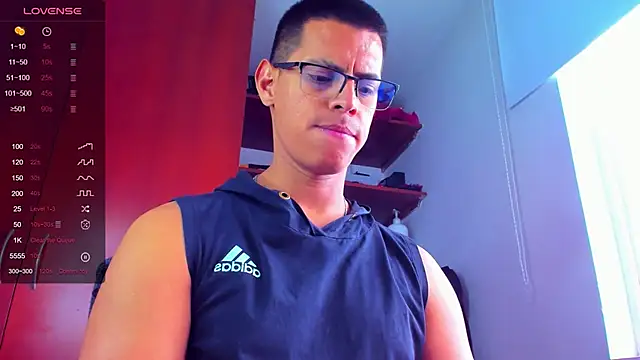 Snapshot of _John_Boy_ chatting on October 1, 9:29 pm John Boy online show from October 1, 9:29 pm