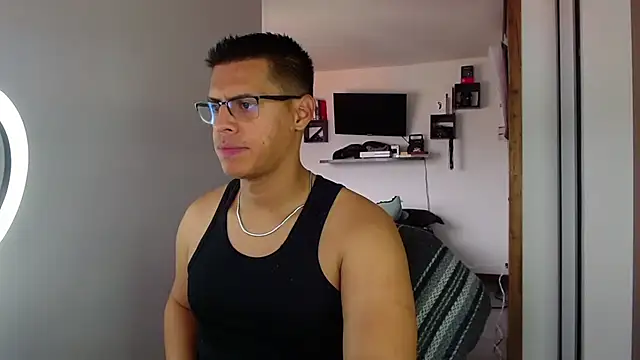  John Boy  online show from April 13, 7:18 pm