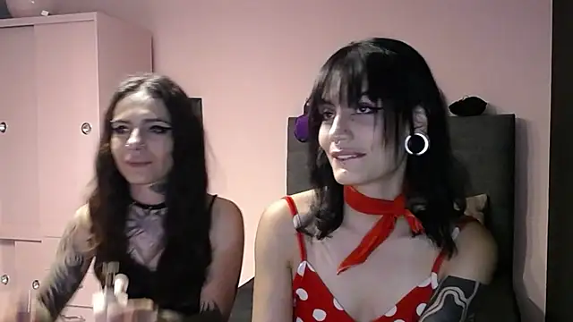 Snapshot of _onthary_6 chatting on February 9, 12:39 am onthary 6 online show from February 9, 12:39 am