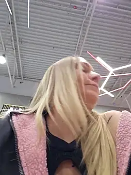 Bondgirl 013 online show from January 9, 2:13 pm