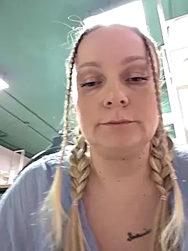 Bondgirl 013 online show from April 5, 5:19 pm