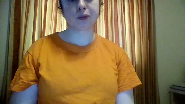 Snapshot of ryhhnnagold99 chatting on December 5, 10:50 am ryhhnnagold99 online show from December 5, 10:50 am