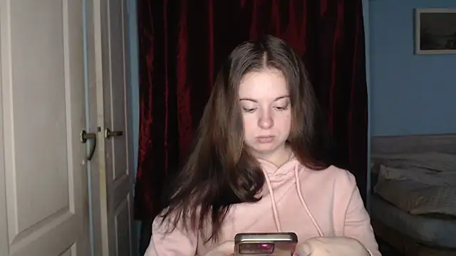 ryhhnnagold99 online show from December 3, 2:27 pm