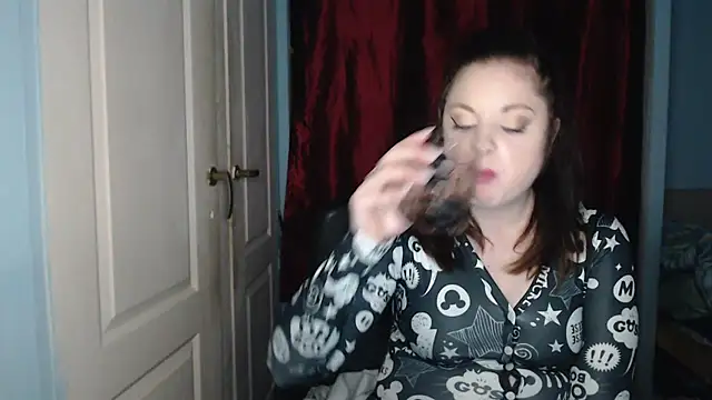 ryhhnnagold99 online show from November 11, 6:25 pm