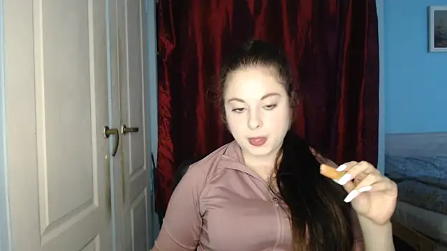 Snapshot of ryhhnnagold99 chatting on October 5, 2:08 pm ryhhnnagold99 online show from October 5, 2:08 pm