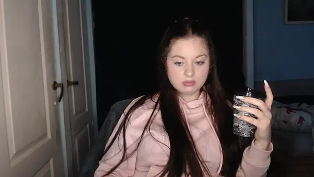 Snapshot of ryhhnnagold99 chatting on February 13, 6:30 pm ryhhnnagold99 online show from February 13, 6:30 pm