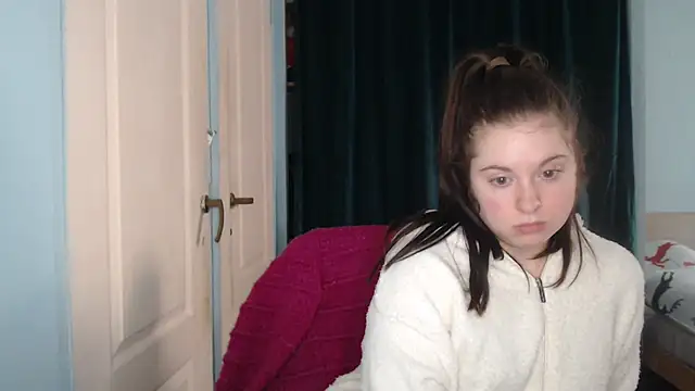 Snapshot of ryhhnnagold99 chatting on January 17, 12:09 pm ryhhnnagold99 online show from January 17, 12:09 pm