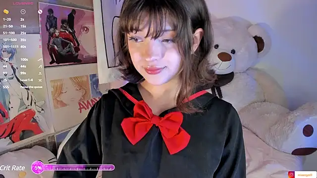 Snapshot of mia_angel_ chatting on February 13, 10:33 pm mia angel online show from February 13, 10:33 pm