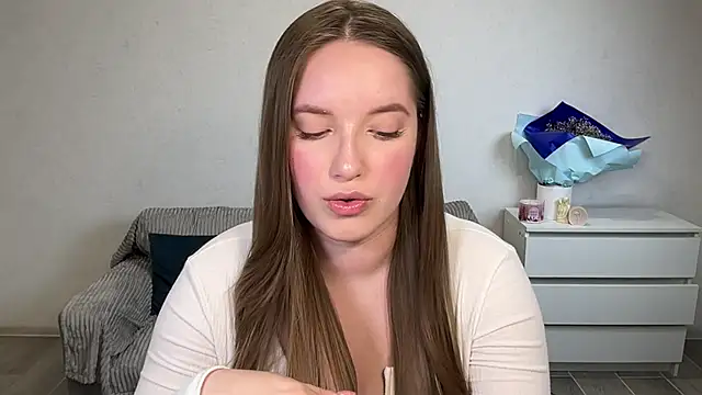 EvaMaddison online show from February 26, 5:24 pm