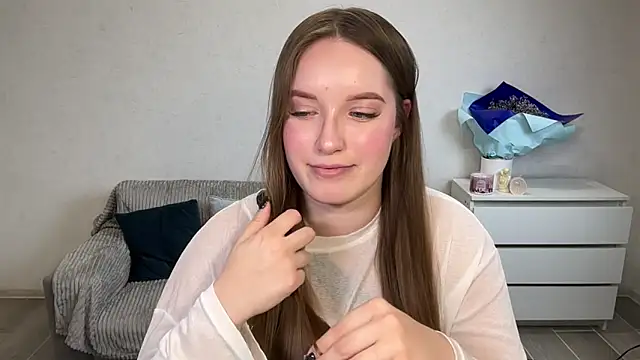 EvaMaddison online show from February 10, 5:12 pm