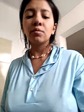  AmyPresley  online show from August 4, 1:37 pm
