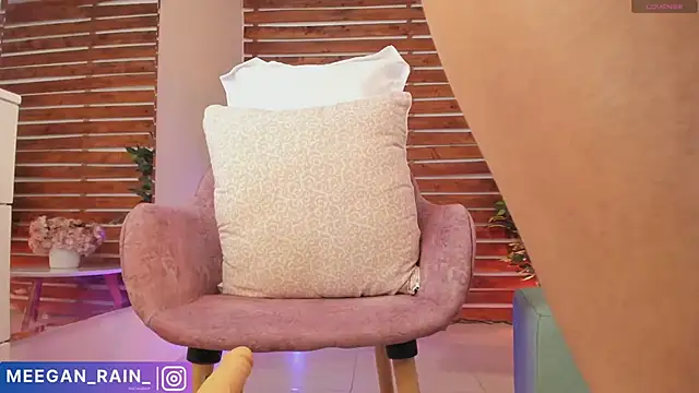  MeganRain online show from February 21, 11:22 am