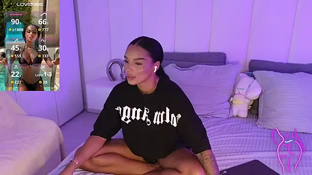 KimiBrown online show from September 30, 10:21 am