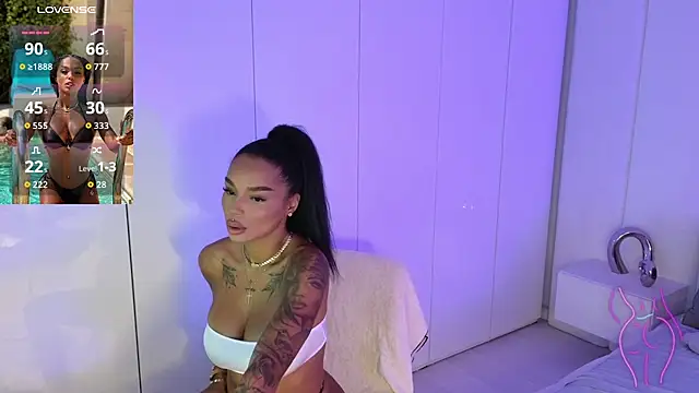 KimiBrown online show from September 29, 10:11 am