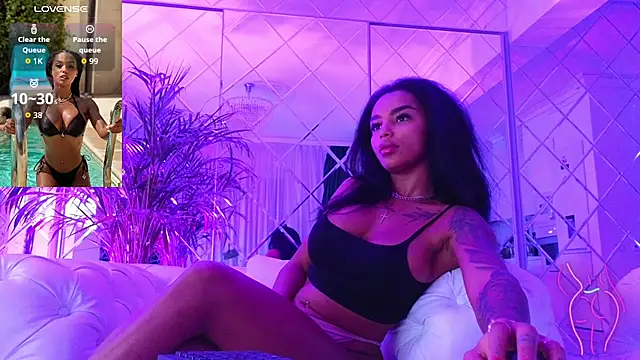 KimiBrown online show from October 29, 4:55 am