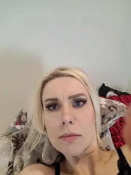 AureliaDoux online show from March 15, 9:38 pm