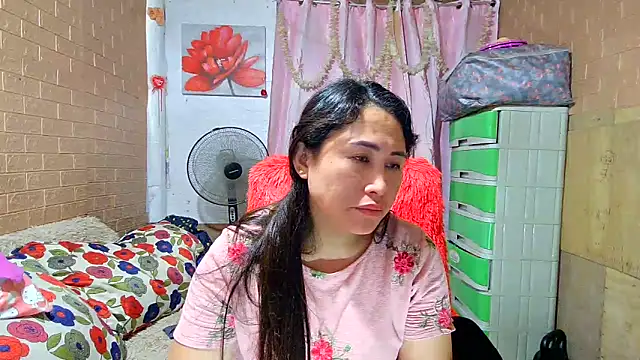 M e c e l online show from March 13, 4:16 am