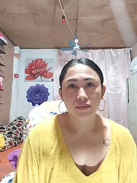 Snapshot of M_e_c_e_l chatting on July 10, 5:57 pm M e c e l online show from July 10, 5:57 pm