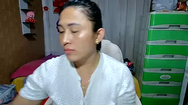 M e c e l online show from March 29, 1:24 pm