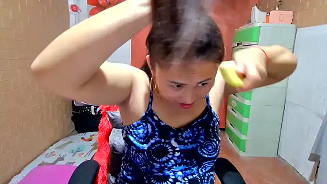 M e c e l online show from December 19, 10:28 am