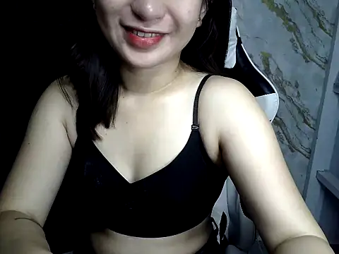 Mia 2022 online show from March 27, 6:31 pm