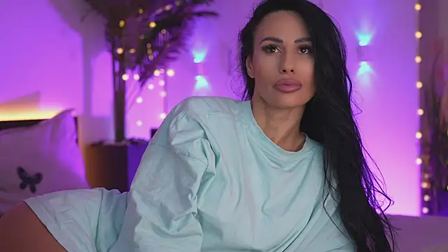 Lorettelorena online show from March 21, 8:30 am