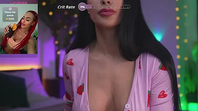 Snapshot of Lorettelorena chatting on December 14, 8:25 pm Lorettelorena online show from December 14, 8:25 pm