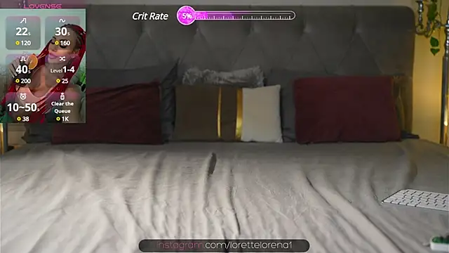 Snapshot of Lorettelorena chatting on March 6, 8:27 pm Lorettelorena online show from March 6, 8:27 pm