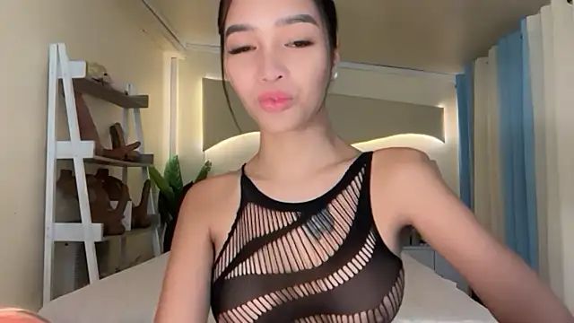  caroline69 online show from November 30, 2:23 am