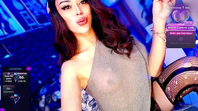 Snapshot of Thalia_Cambridge chatting on May 25, 9:46 pm Thalia Cambridge online show from May 25, 9:46 pm