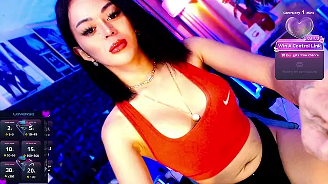 Snapshot of Thalia_Cambridge chatting on May 6, 10:47 pm Thalia Cambridge online show from May 6, 10:47 pm