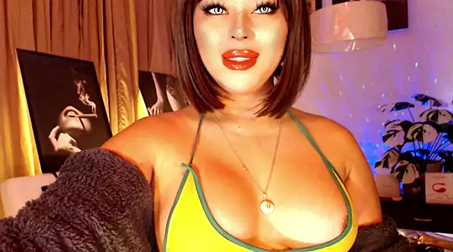 Snapshot of Thalia_Cambridge chatting on March 5, 9:48 pm Thalia Cambridge online show from March 5, 9:48 pm