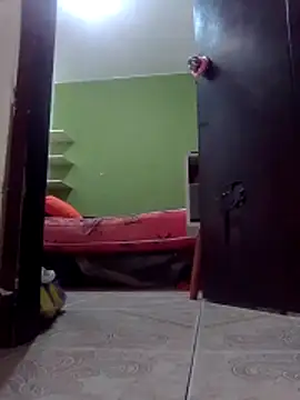 Snapshot of Diosasky chatting on December 4, 5:23 pm Diosasky online show from December 4, 5:23 pm