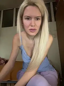 Snapshot of Keylili chatting on March 11, 11:33 am Keylili online show from March 11, 11:33 am