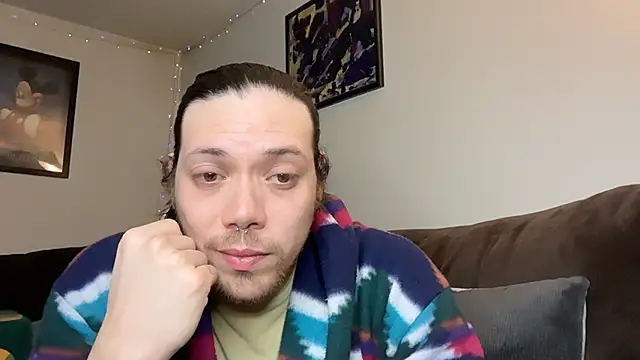 Snapshot of lucasgalacticman chatting on February 17, 12:08 am lucasgalacticman online show from February 17, 12:08 am