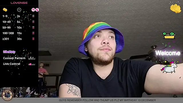 Snapshot of lucasgalacticman chatting on February 22, 12:57 am lucasgalacticman online show from February 22, 12:57 am