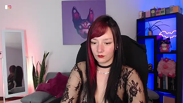 S Lilith  online show from May 13, 10:50 pm