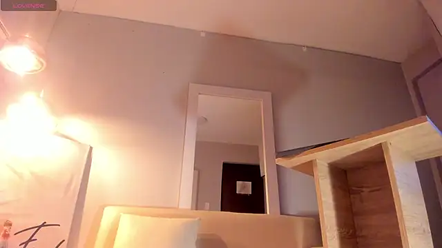 bonie lov online show from January 15, 10:35 pm